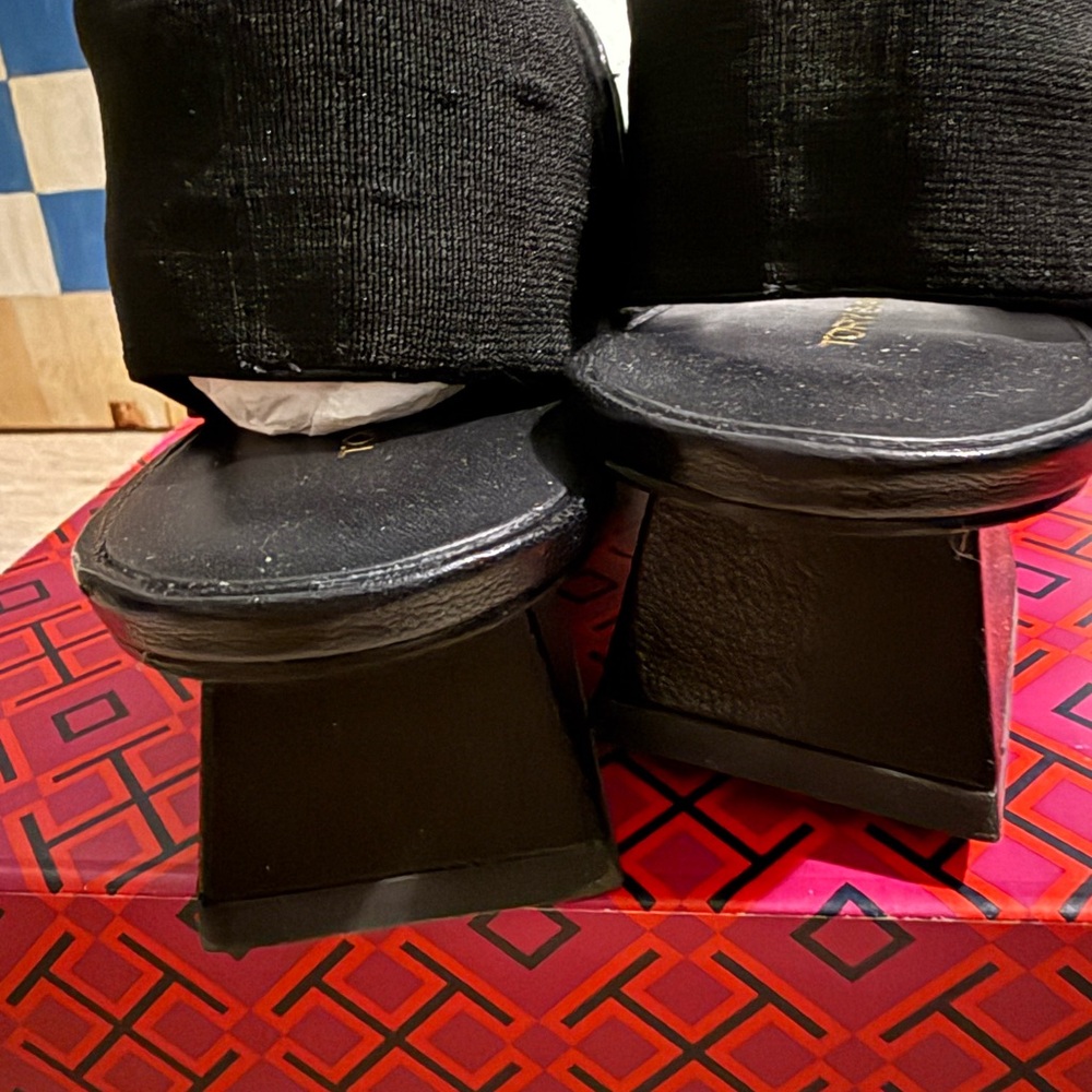 Tory Burch Elasticated Slingback Mules in Perfect Black - Picture 6 of 10